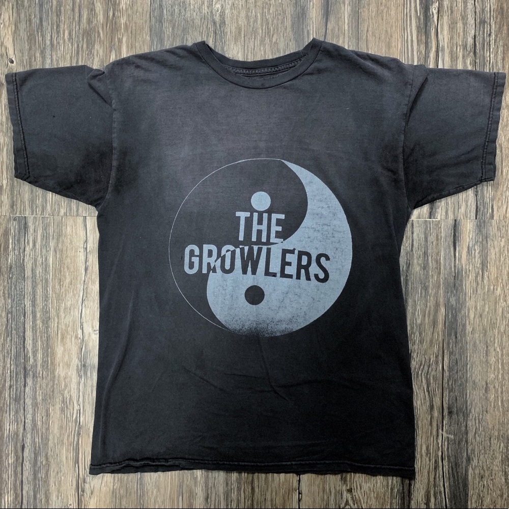 THE GROWLERS “BEACH GOTH” TSHIRT